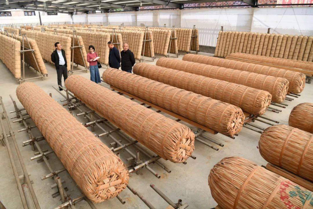 富硒黑茶是哪里产的(富硒黑茶多少钱)-硒宝网