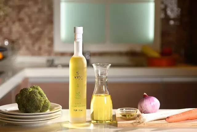 富硒茶籽出油率高吗(富硒油茶籽油有什么作用)-硒宝网