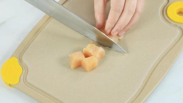 宝宝吃什么食物补锌（食物宝宝吃补锌还是补钙）-硒宝网