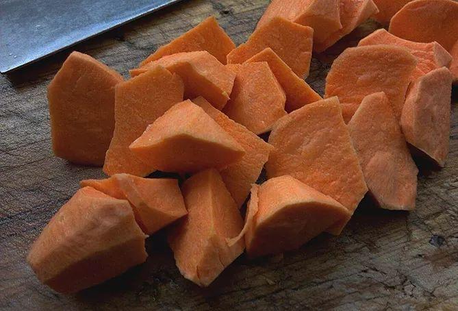 富硒地瓜可以拔丝吗(地瓜富硒拔丝可以直接吃吗)-硒宝网