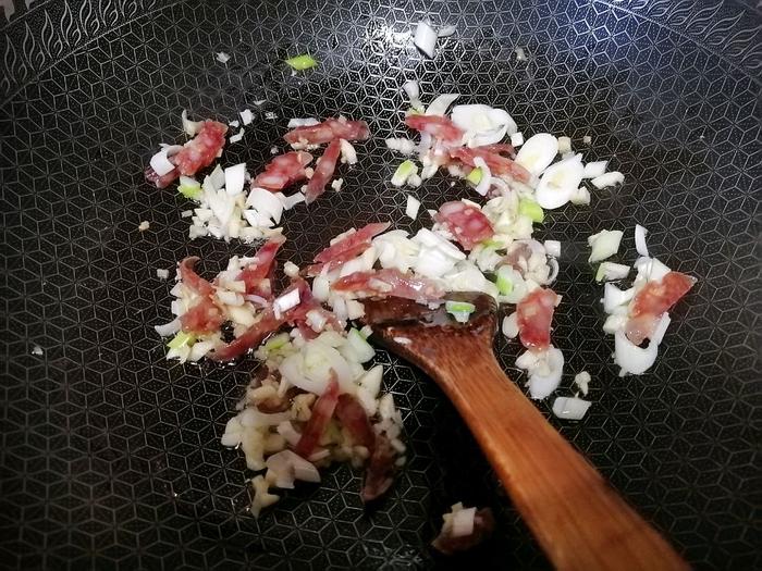 茄子补铁（缺铁性贫血吃茄子补铁吗）-硒宝网