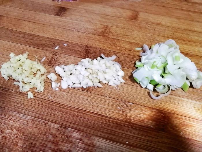 茄子补铁（缺铁性贫血吃茄子补铁吗）-硒宝网