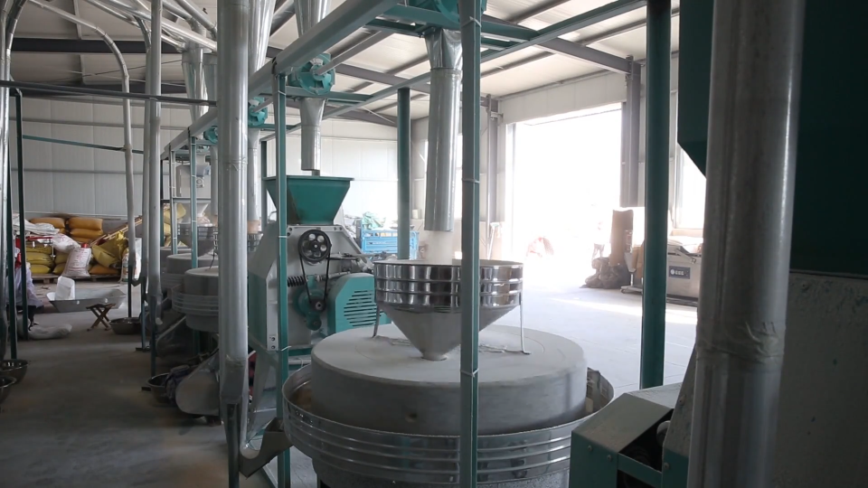 富硒面粉跟普通面粉（面粉普通富硒粉的区别）-硒宝网