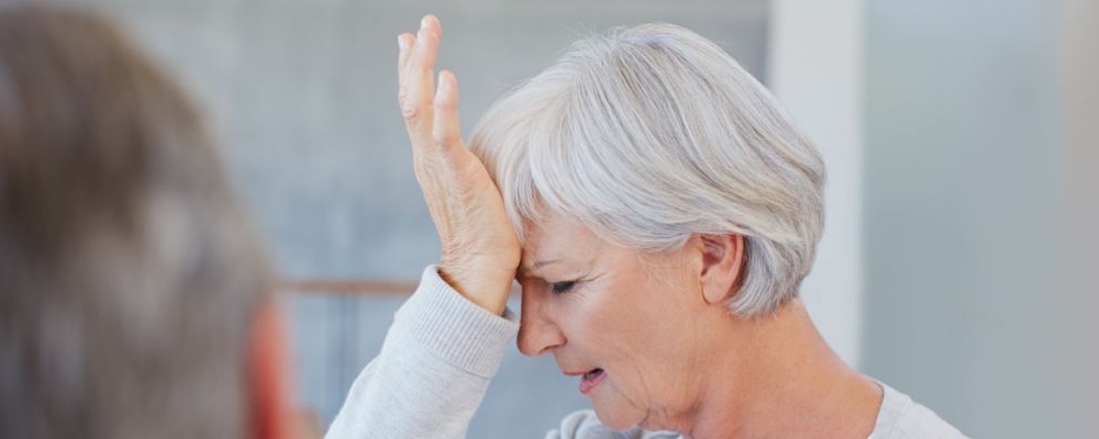 腰疼吃什么钙片补钙效果好(腰痛吃钙片)-硒宝网