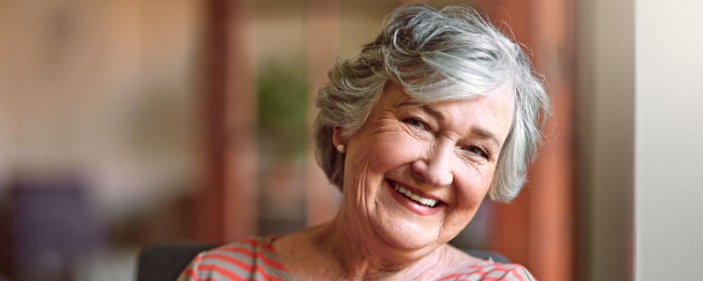 腰疼吃什么钙片补钙效果好(腰痛吃钙片)-硒宝网