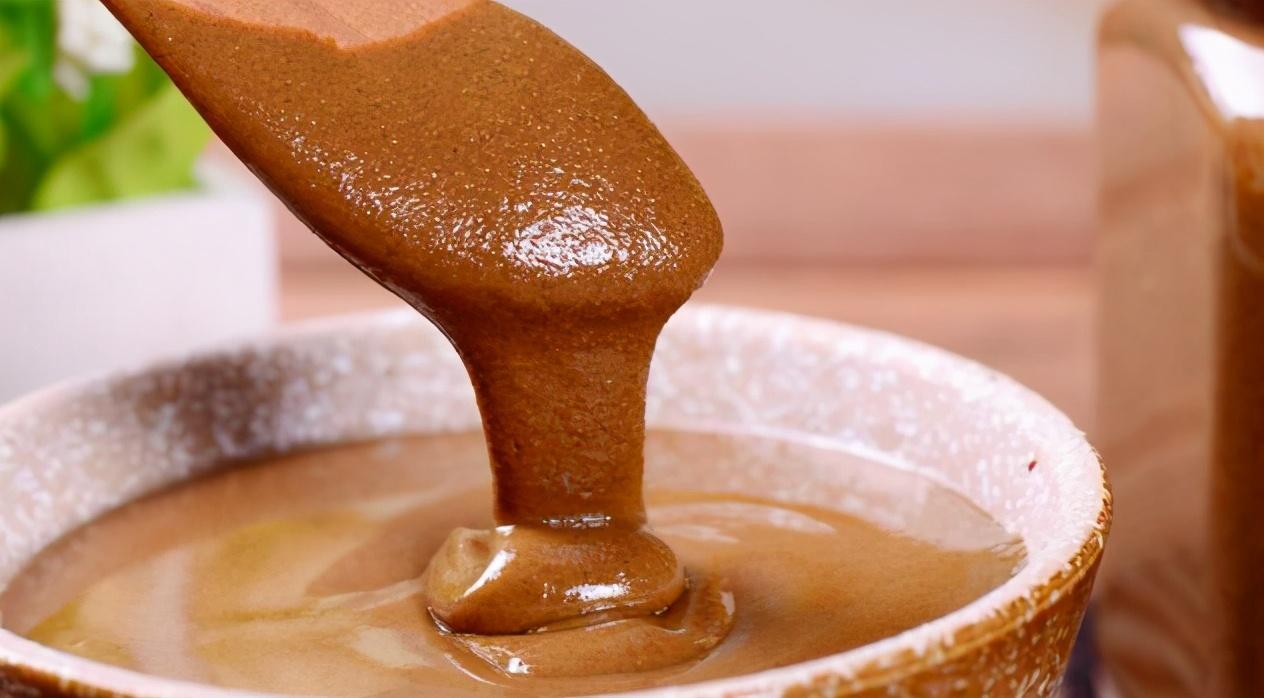 喝什么牛奶最补钙(喝牛奶补钙好还是吃钙片好)-硒宝网