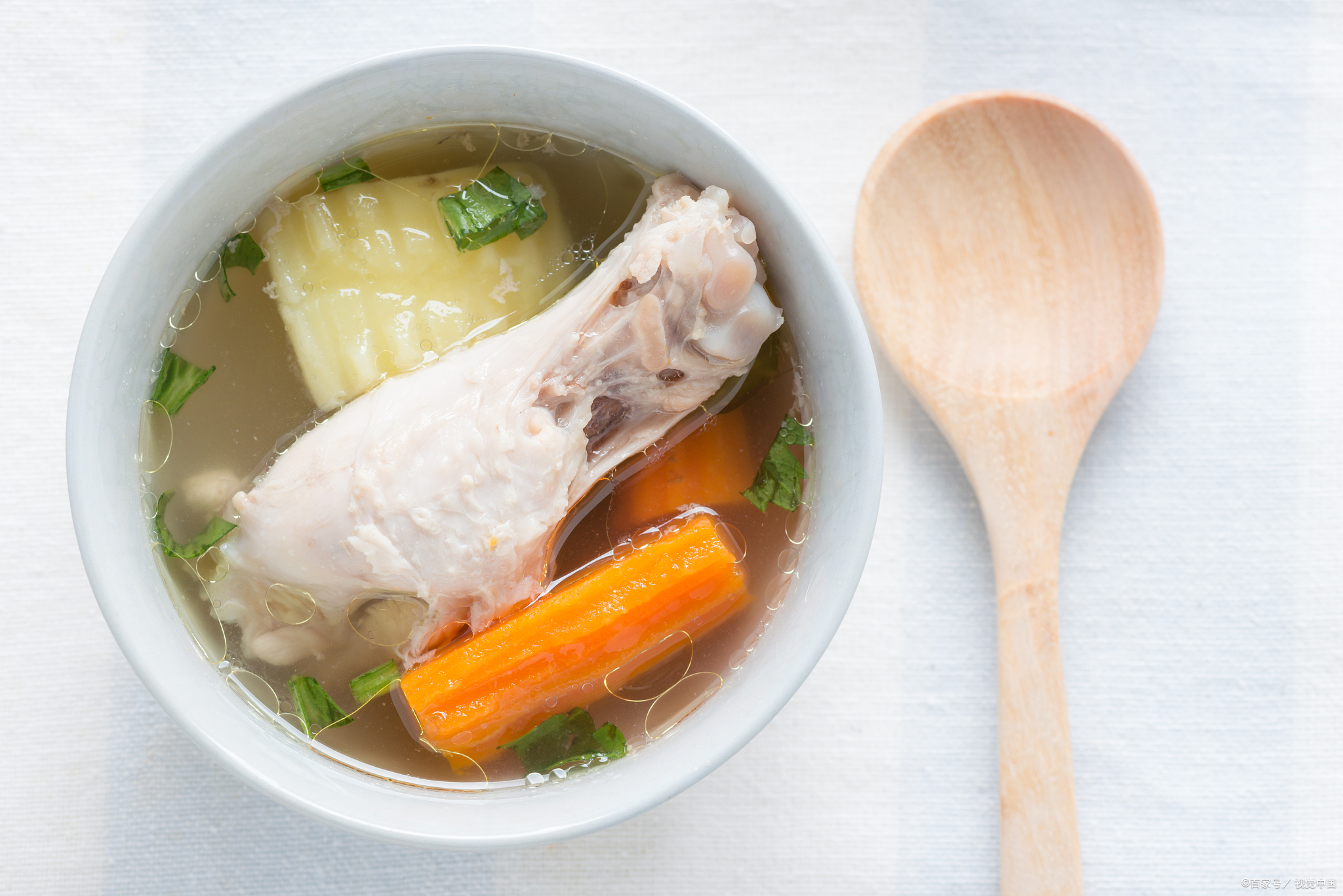 吃骨头补钙吗(骨头补钙吃什么药好使)-硒宝网