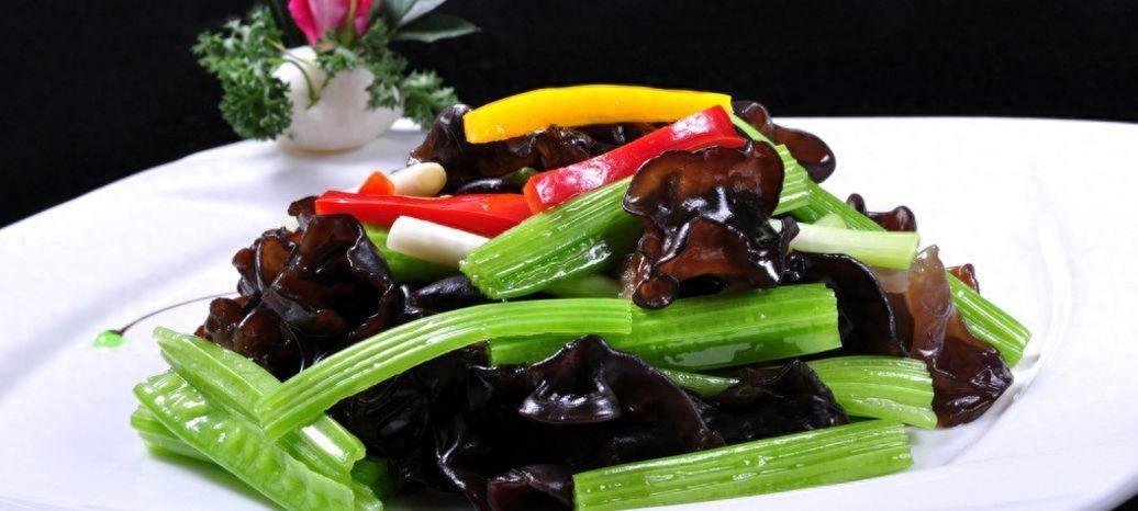 什么菜补铁(吃什么青菜补铁)-硒宝网