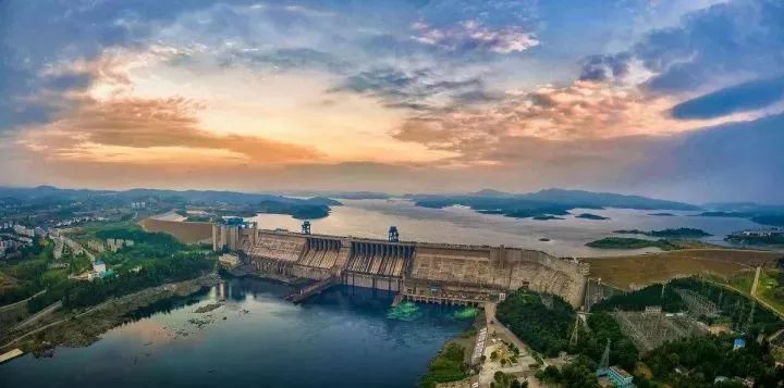 华硒时代是什么产品（华硒时代黑茶多少一盒）-硒宝网