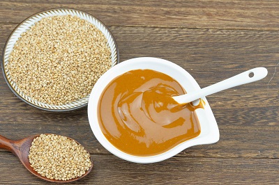 芝麻可以补钙吗（芝麻补钙好吸收吗）-硒宝网