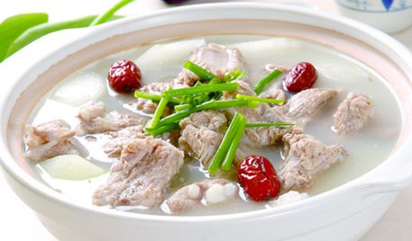 猪骨汤补钙吗(猪骨汤补钙效果怎么样)-硒宝网