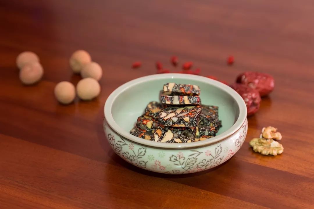 补铁可以补血吗(补血补铁可以喝咖啡吗)-硒宝网