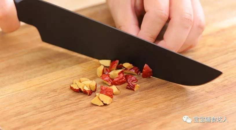 补铁可以补血吗(补血补铁可以一起吃吗)-硒宝网