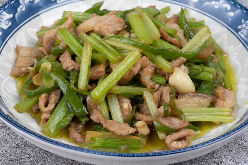 晒太阳补铁吗(晒太阳补铁是真的吗)-硒宝网