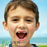儿童换牙补钙吃哪个好(儿童换牙期间补钙)-硒宝网