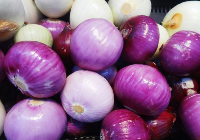 哪个季节补钙最好(补钙的季节及注意事项)-硒宝网