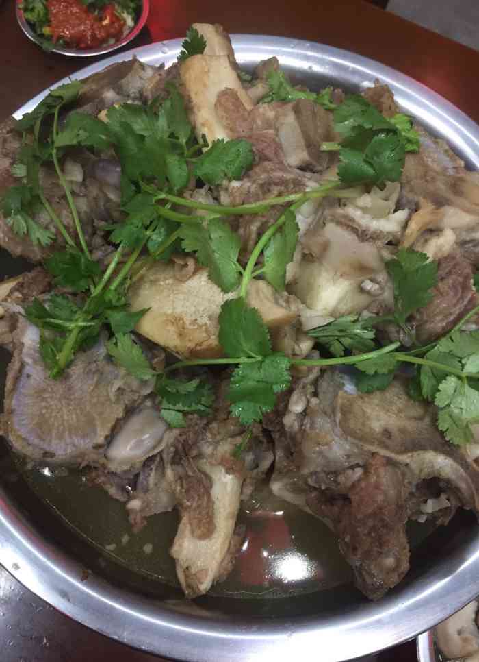 牛骨头补钙吗(补钙牛骨汤)-硒宝网