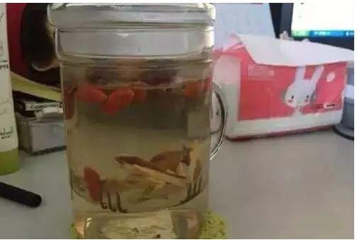 感冒了能吃锌硒宝吗(锌硒宝能和感冒药一起吃吗)-硒宝网