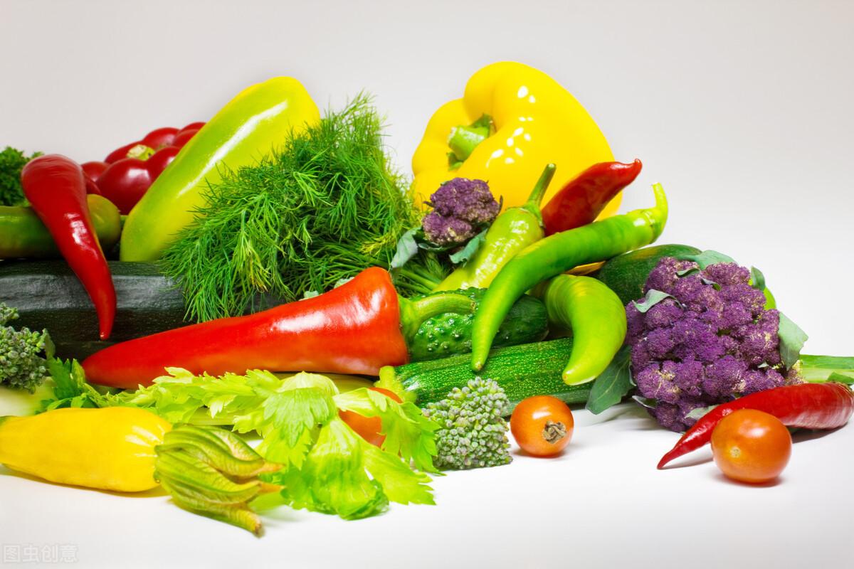 狗狗吃什么可以补钙(狗狗补钙有用吗)-硒宝网