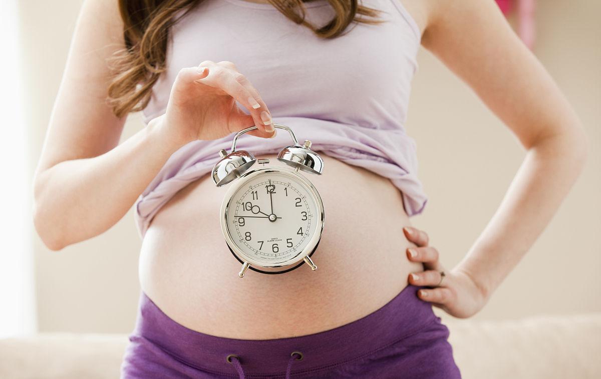 孕妇补钙一天多少毫克（孕妇补钙一天吃的最佳时间）-硒宝网