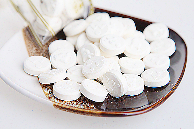 吃钙片补钙有用吗（补钙吃钙片有什么好处）-硒宝网