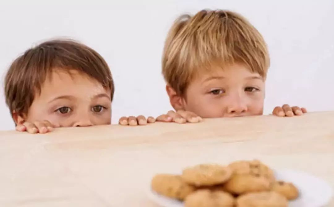 一岁半宝宝补钙吃什么牌子(宝宝吃的钙剂什么牌子)-硒宝网