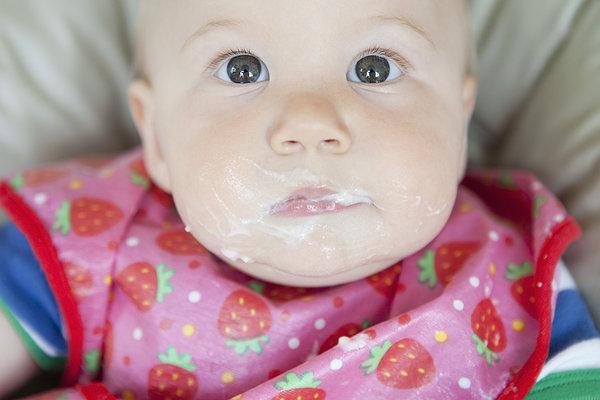 宝宝多久开始补钙(开始补钙宝宝会早熟吗)-硒宝网