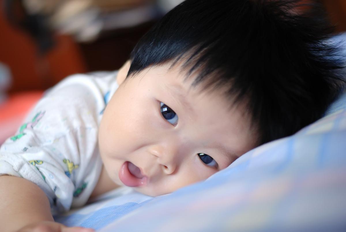 宝宝多久开始补钙（宝宝补钙的时候）-硒宝网