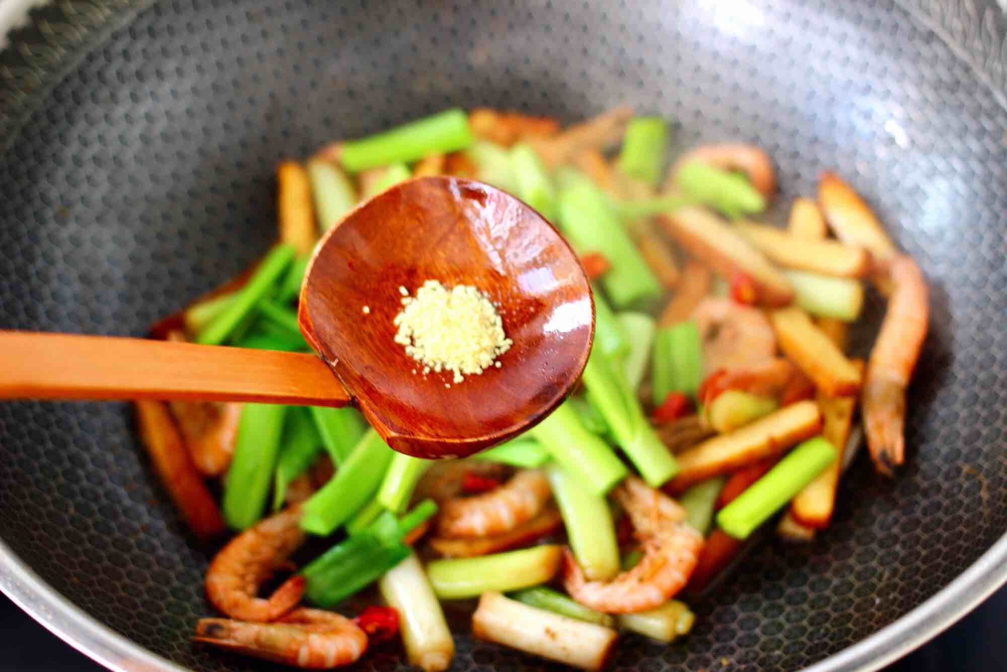 11岁补钙吃哪种钙片好(补钙吃钙片好还是软骨素好)-硒宝网