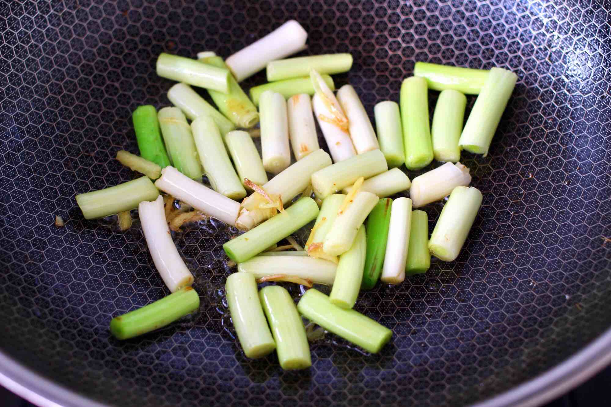 11岁补钙吃哪种钙片好(补钙吃钙片好还是软骨素好)-硒宝网