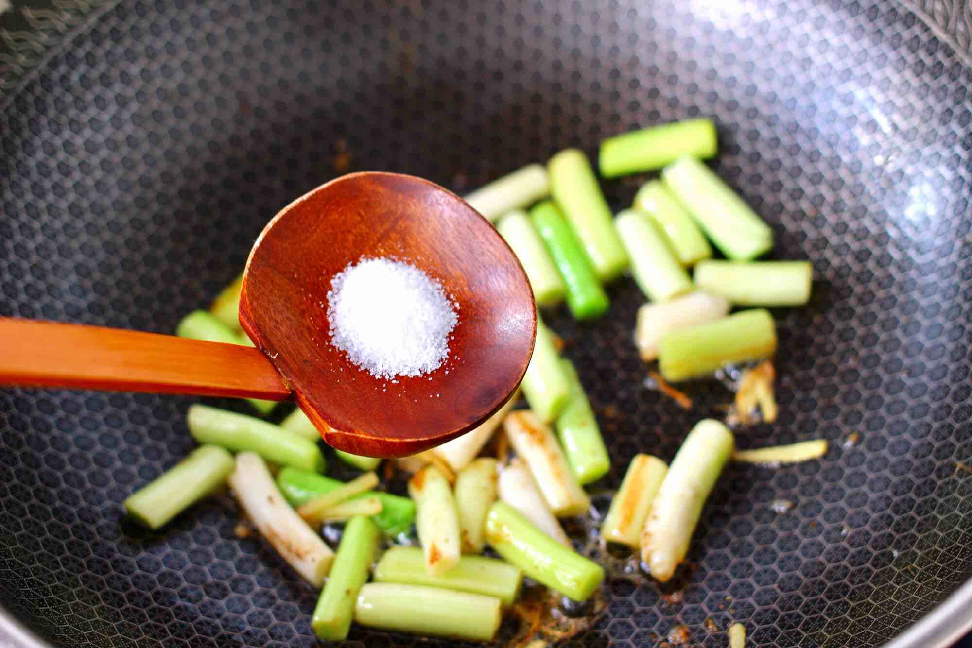 11岁补钙吃哪种钙片好(补钙吃钙片好还是软骨素好)-硒宝网