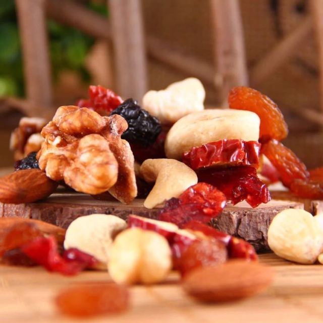 什么坚果补铁(坚果补铁补血吗)-硒宝网