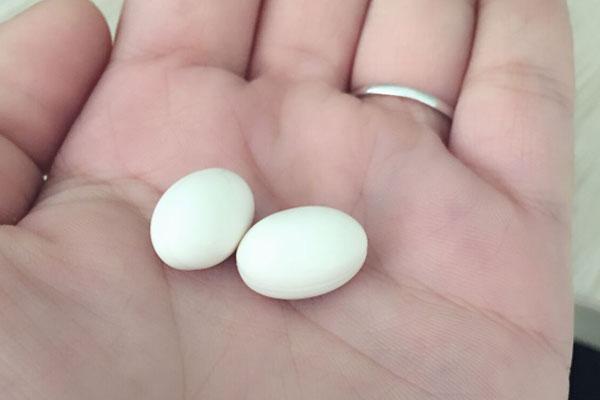 60岁吃什么钙片补钙效果好（效果补钙吃钙片好不好）-硒宝网