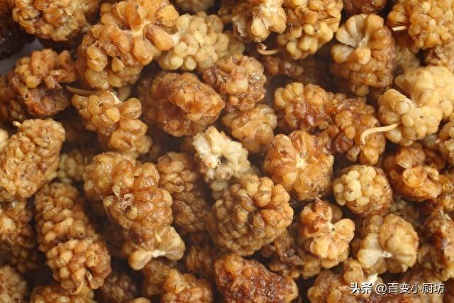 黑桑葚干泡水喝补硒吗(桑葚干泡水喝可以黑发吗)-硒宝网