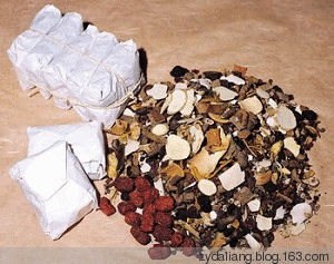 吃补硒的药可以喝茶吗(硒能与药物同服吗)-硒宝网