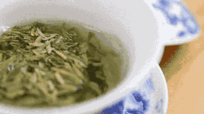 吃补硒的药可以喝茶吗(硒能与药物同服吗)-硒宝网