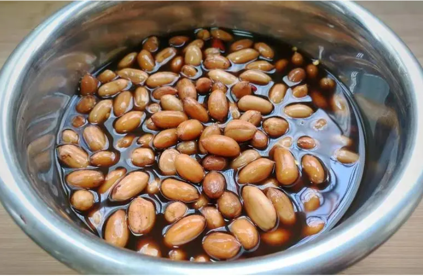 老年人补硒最好的食物(老年吃什么补硒)-硒宝网