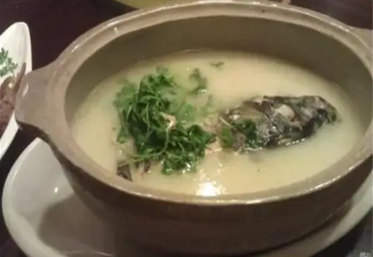 老年人补硒最好的食物(老年吃什么补硒)-硒宝网