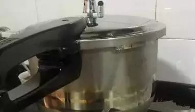 平时可以吃补硒的药吗（吃补硒的药可以喝酒吗）-硒宝网