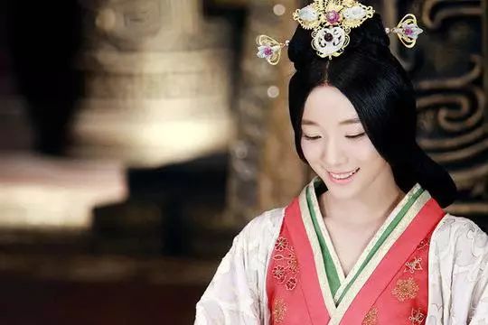 补硒会不会变黑发色呢(会黑发补色变硒吗)-硒宝网