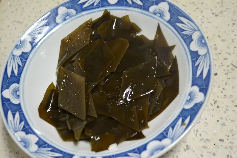 补硒会不会变黑发色呢(会黑发补色变硒吗)-硒宝网