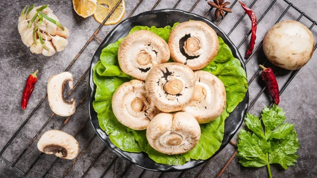 菠菜补铁吗（菠菜补铁效果怎么样）-硒宝网