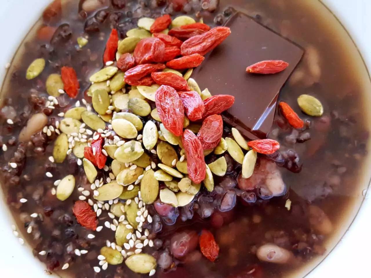 素食者怎样补硒元素呢（补充硒元素有哪些食物）-硒宝网