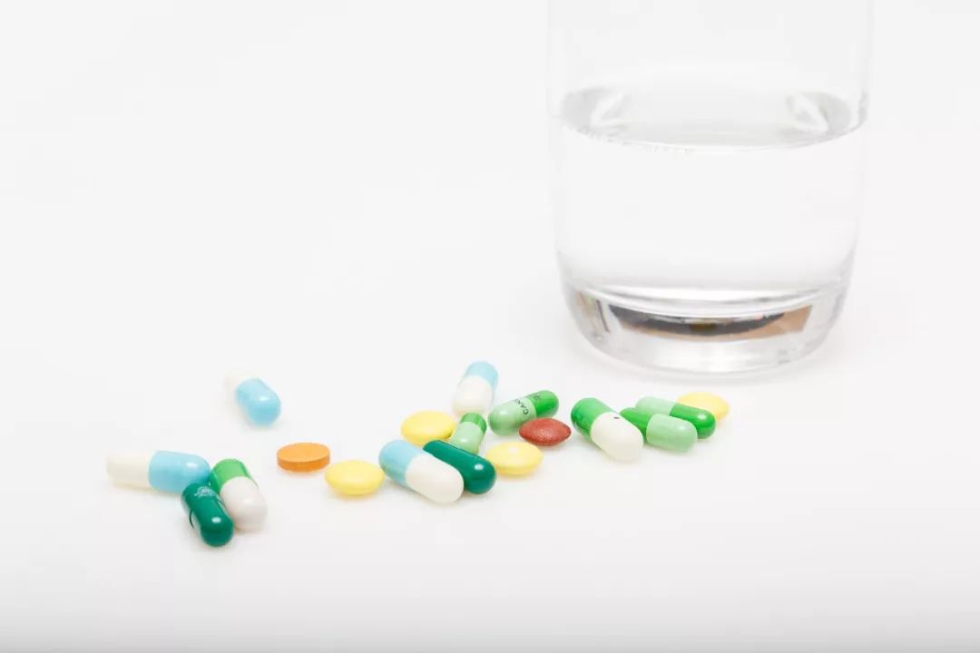 硒和锌哪个补黑色素好（锌对黑色素有什么作用）-硒宝网