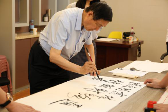 补硒对新冠病毒有用吗(新冠期间谁建议补硒)-硒宝网