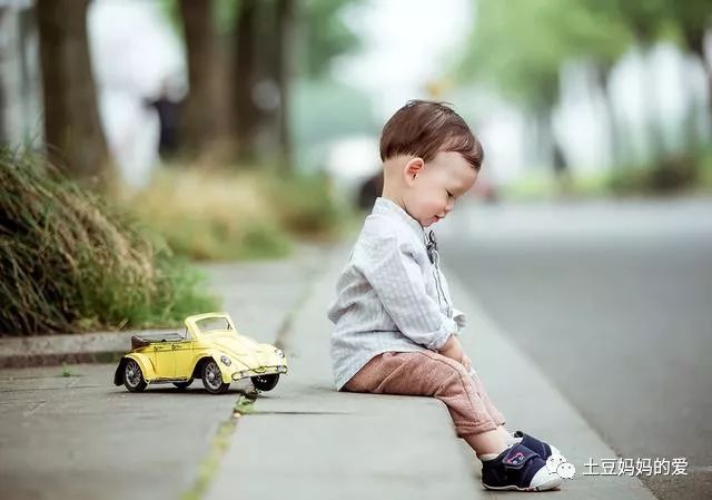 六个月的宝宝需要补钙吗(宝宝补钙需要停一段时间吗)-硒宝网