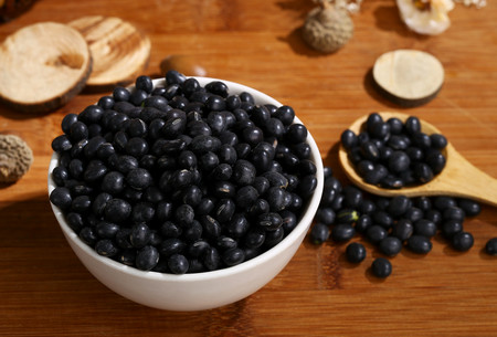 青少年补钙吃什么（青少年补钙吃什么食物最好最快）-硒宝网