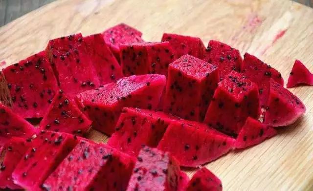 老年人补钙奶粉排行榜（补钙的奶粉中老年）-硒宝网