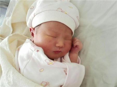 宝宝什么时候开始补钙(宝宝补钙以后是怎么回事)-硒宝网