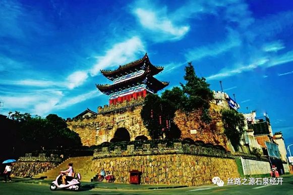 富硒产品特色小镇项目（富硒小镇是什么意思）-硒宝网